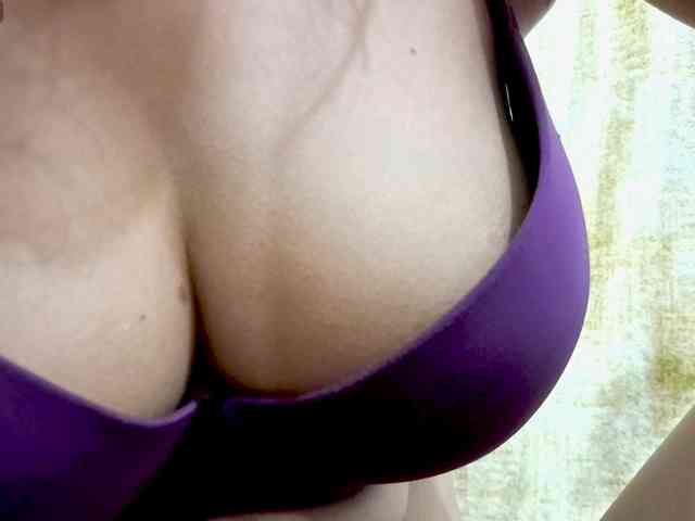 Nidhilove webcam