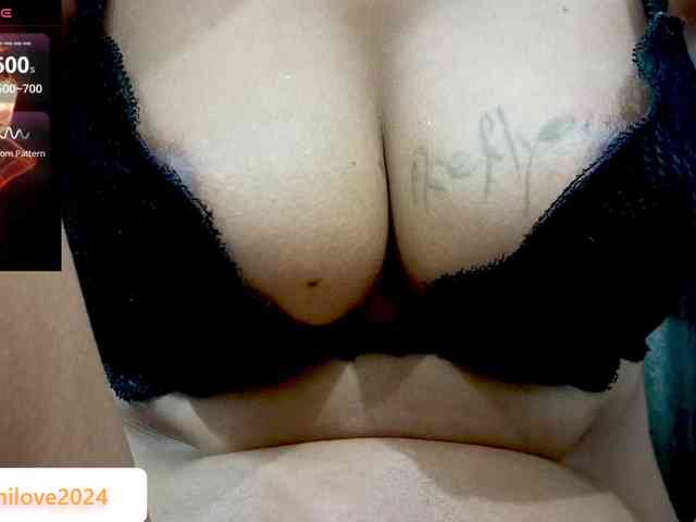 Nidhilove webcam