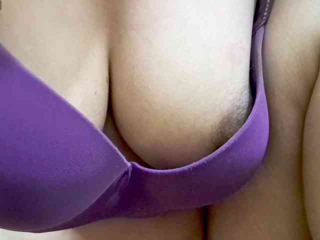 Nidhilove webcam