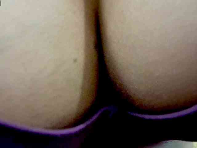 Nidhilove webcam