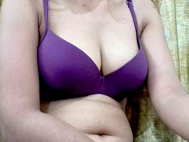 Nidhilove webcam