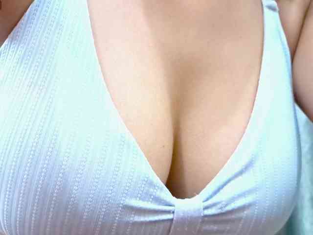 Nidhilove webcam
