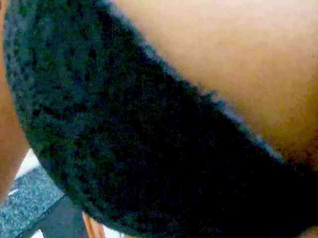 Nidhilove webcam