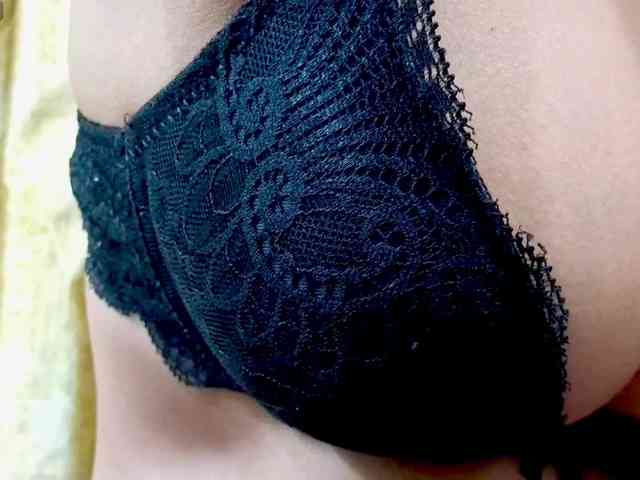 Nidhilove webcam