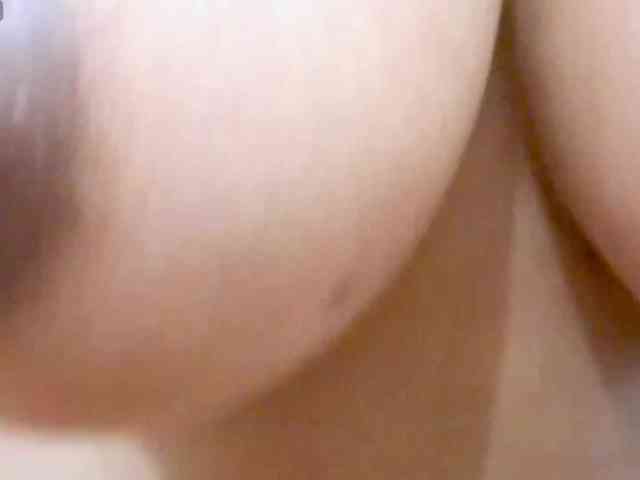 Nidhilove webcam