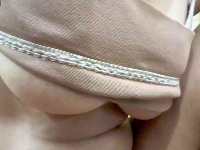 Nidhilove webcam