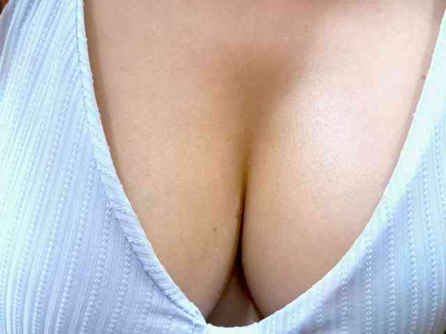 Nidhilove webcam