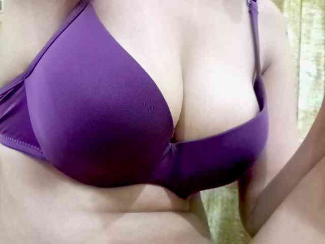 Nidhilove webcam
