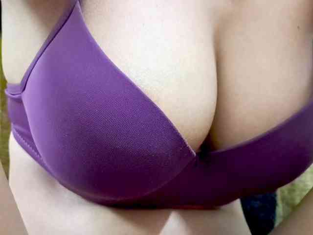 Nidhilove webcam