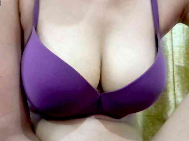 Nidhilove webcam