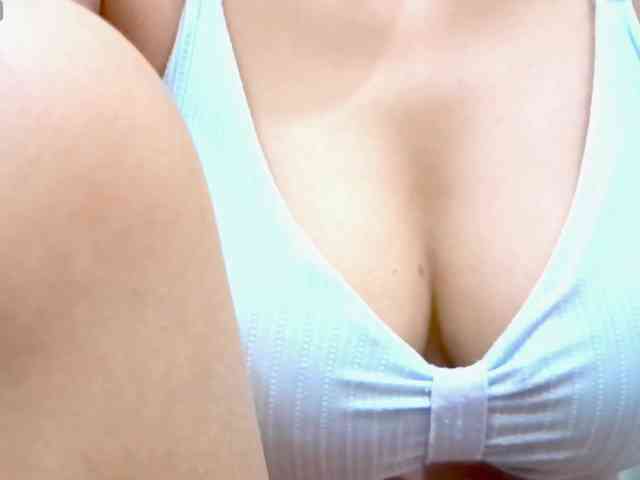 live voyeur webcam Nidhilove