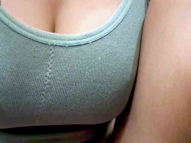 Nidhilove webcam