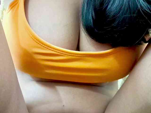 Nidhilove webcam