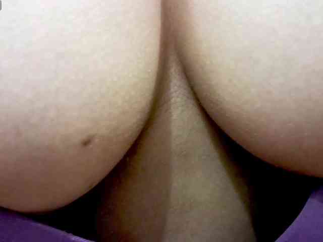 Nidhilove webcam
