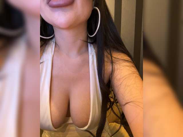 ANGELIKA77741's BongaCams show and profile