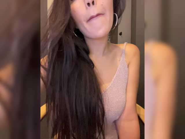 -ANGELIKA7741