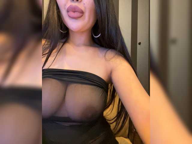 ANGELIKA77741's BongaCams show and profile