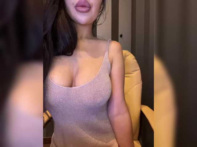 -ANGELIKA7741