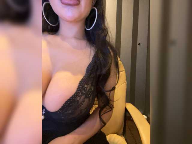 ANGELIKA77741's BongaCams show and profile