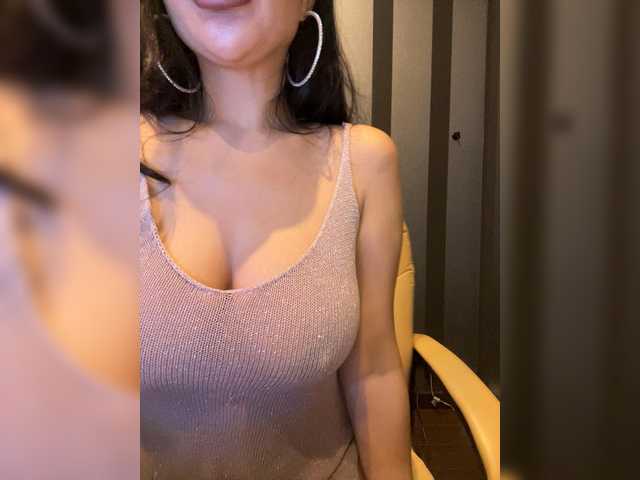 ANGELIKA77741's BongaCams show and profile