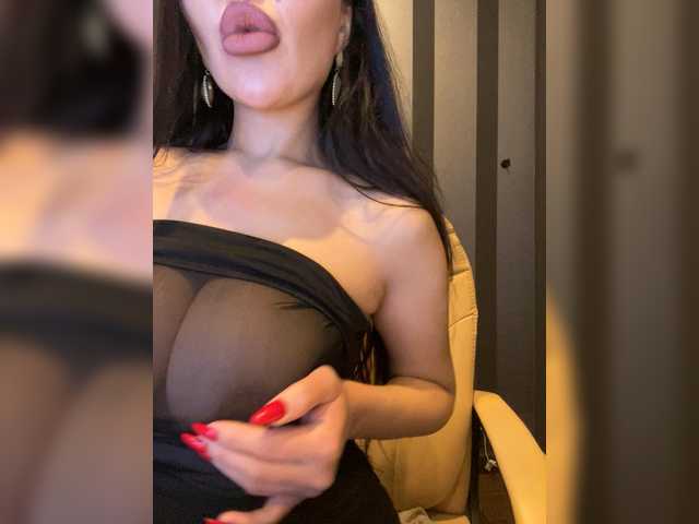 ANGELIKA77741's BongaCams show and profile