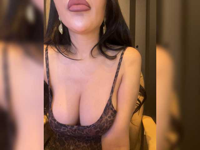 ANGELIKA77741's BongaCams show and profile