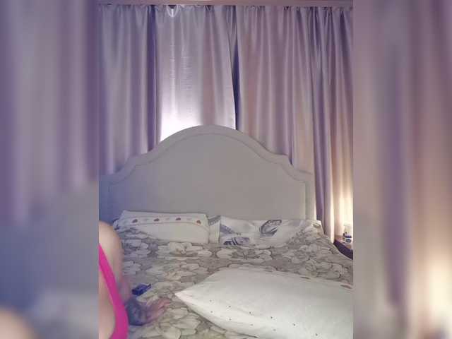 Her-Girl's BongaCams show and profile