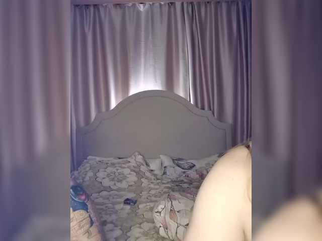 Her-Girl's BongaCams show and profile