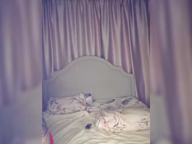 Her-Girl's BongaCams show and profile