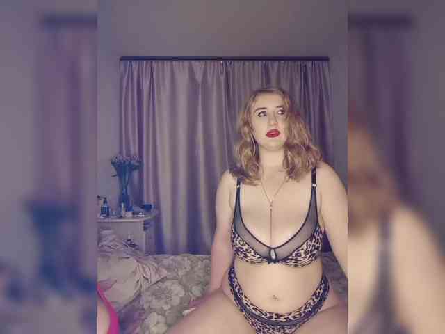Her-Girl webcam