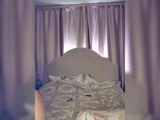 Her-Girl webcam