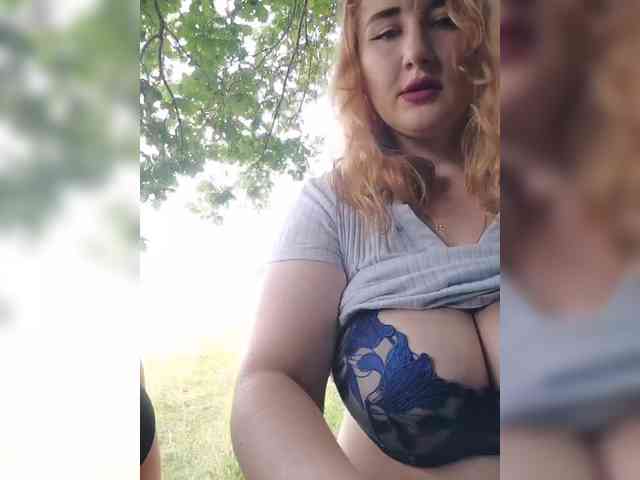 Her-Girl webcam