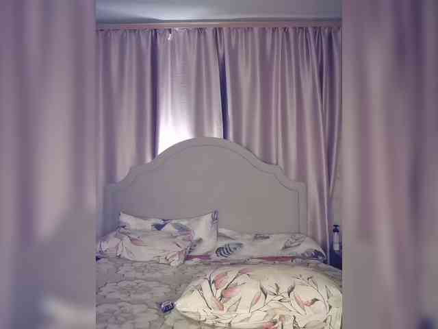 Her-Girl Live Webcam on {site_name}