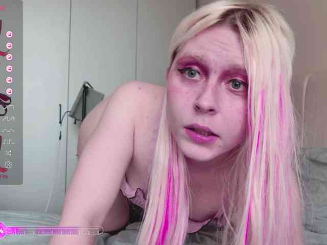 happydora Live Webcam on BongaCams