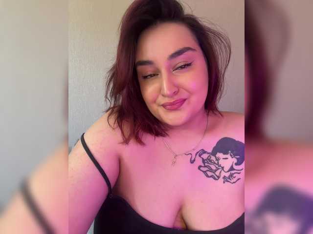 MilaLav's BongaCams show and profile