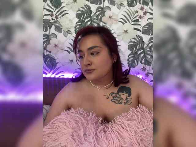 strip chat online MilaLav