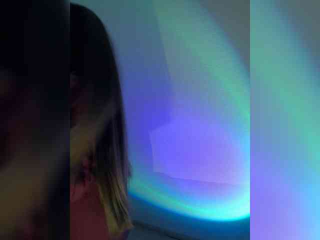 MalixaDool1 Live Webcam on BongaCams