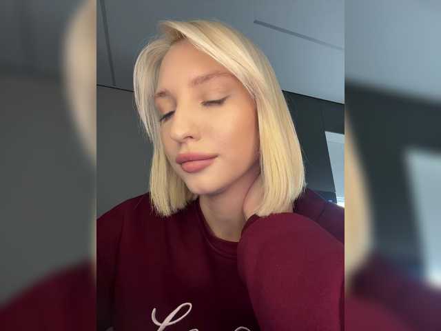 -Alexa-999- webcam
