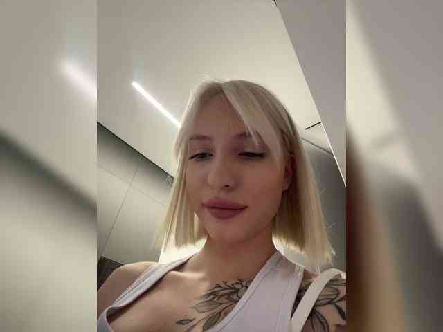-Alexa-999- webcam