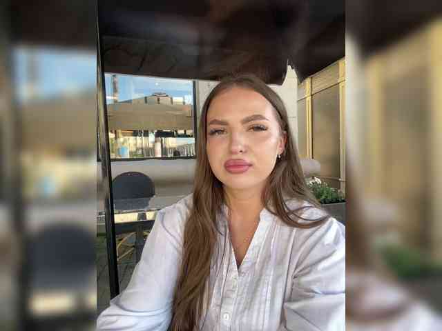 -Alexa-999- webcam