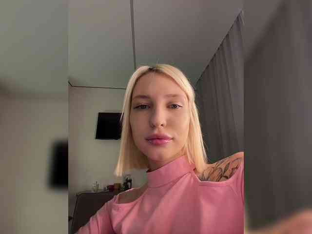 -Alexa-999- webcam