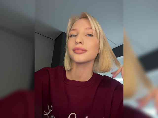 -Alexa-999- webcam