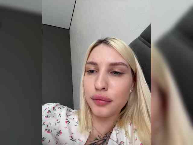 -Alexa-999- webcam