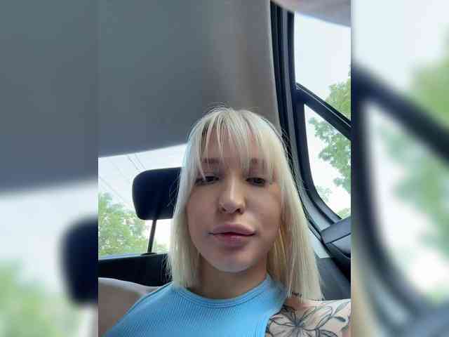KettyPretty25 Live Webcam on BongaCams
