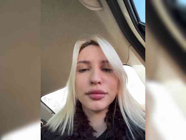 -Alexa-999- webcam