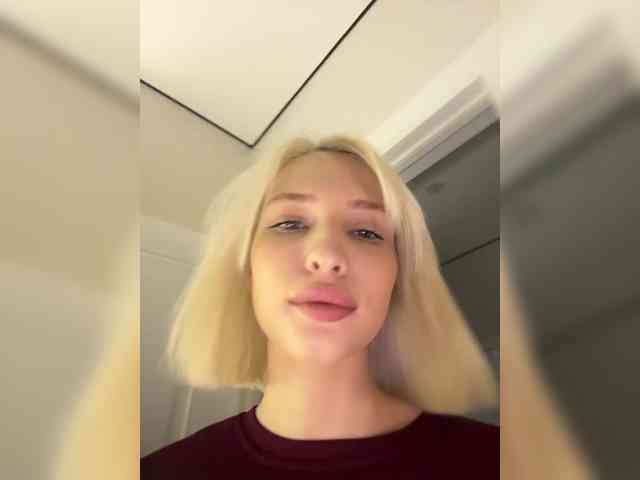 -Alexa-999- webcam
