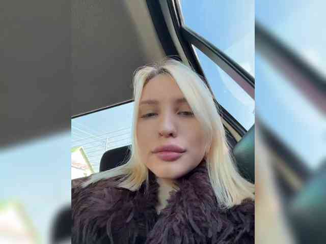 -Alexa-999- webcam