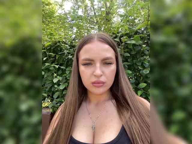 -Alexa-999- webcam