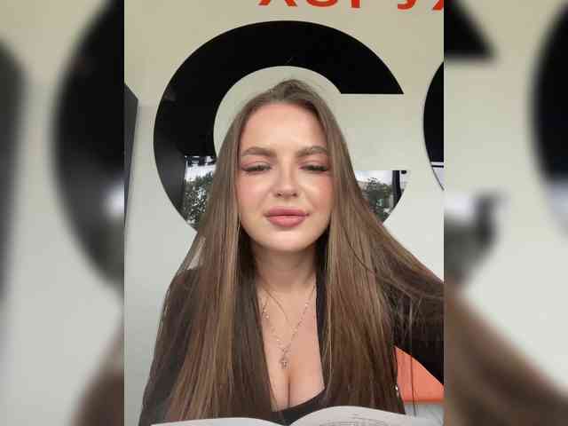 -Alexa-999- webcam