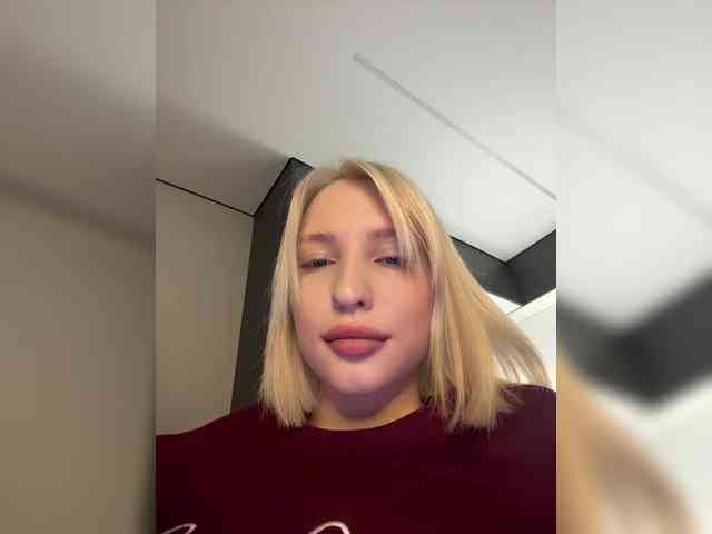 -Alexa-999- webcam